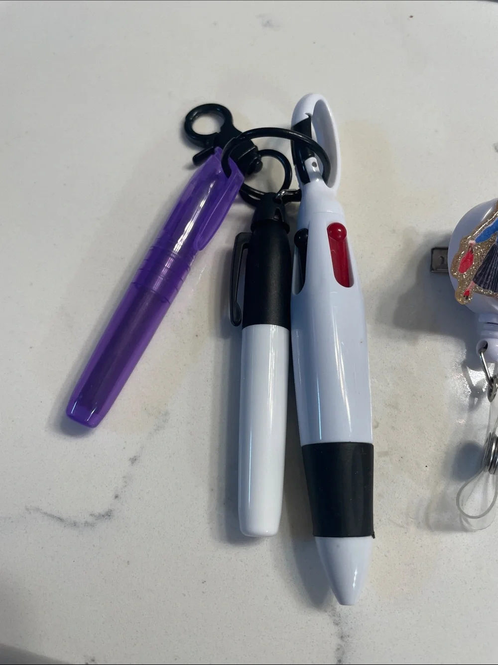 Badge reel set